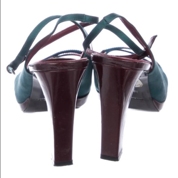 RENÉ CAOVILLA Satin Ankle Strap Sandals